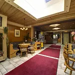 Flattacher Hof Hotel 4*