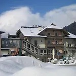 Flattacher Hof Hotel 4*
