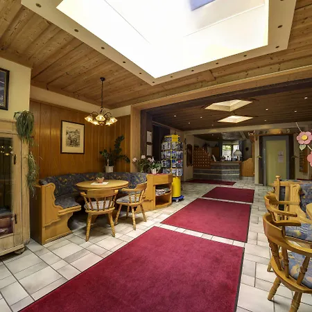 弗拉特施霍夫酒店 酒店 4*