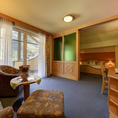 Flattacher Hof Hotel 4*